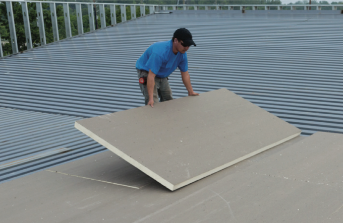 Materiali combinati in polietere per pannelli isolanti sandwich PIR/PU 5